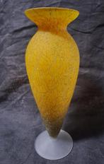 Prachtige Gele Vaas van Tarnowiec Glass Art, Ophalen of Verzenden, Geel, Glas, Minder dan 50 cm