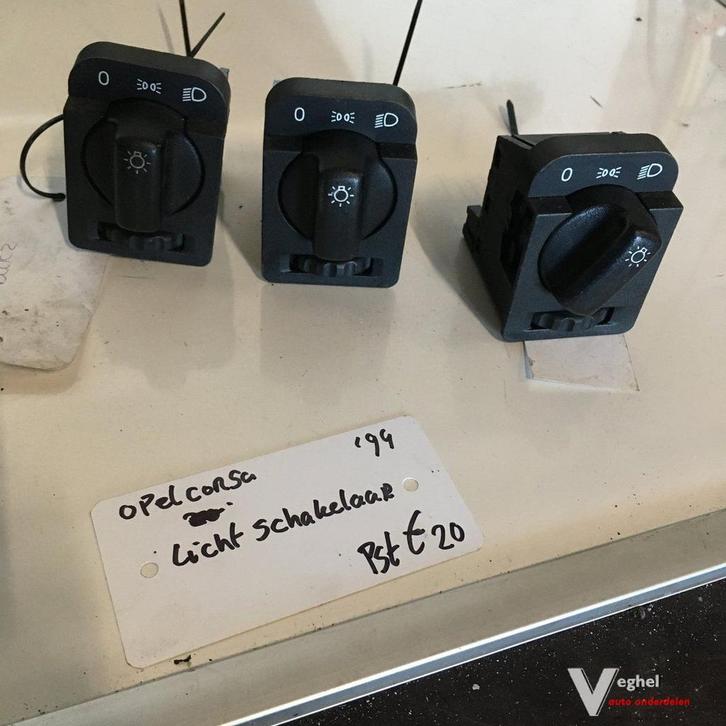 Opel Corsa 1994 Lichtschakelaar, Auto-onderdelen, Dashboard en Schakelaars, Gebruikt, Ophalen of Verzenden