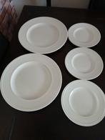 Wedgwood Windsor dinerborden en ontbijtorden, Huis en Inrichting, Keuken | Servies, Gebruikt, Ophalen of Verzenden, Bord(en), Effen