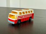 Matchbox Superfast No 65 Airport Coach 1977, Hobby en Vrije tijd, Modelauto's | 1:43, Ophalen of Verzenden, Gebruikt, Auto, Matchbox