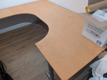 IKEA EFFEKTIV T BUREAU
(Zgan) - afbeelding 2