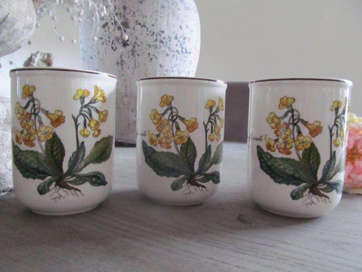 3 Villeroy & Boch Botanica Mokken, Huis en Inrichting, Keuken | Servies, Zo goed als nieuw, Overige typen, Overige stijlen, Keramiek