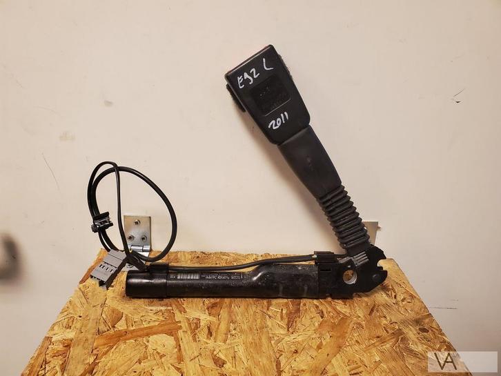 BMW 3 serie E92 E93 gordelspanner links 2005 - 2012 €30, Auto-onderdelen, Dashboard en Schakelaars, BMW, Gebruikt, Ophalen of Verzenden