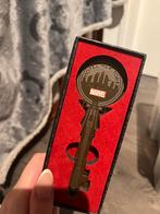 Sleutel Disney Marvel New York Hotel Suite, Verzamelen, Verzenden, Overige figuren, Zo goed als nieuw