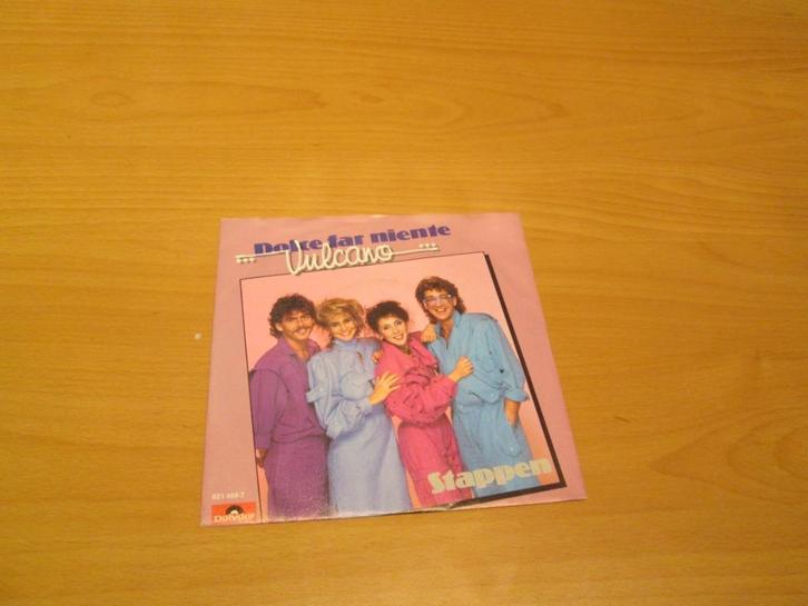 5 singles van Vulcano (ook per stuk te koop), Cd's en Dvd's, Vinyl Singles, Gebruikt, Pop, Ophalen of Verzenden