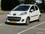 Peugeot 107 1.0 / AIRCO /. LAGE KMSTAND, Voorwielaandrijving, Euro 5, Gebruikt, 4 stoelen