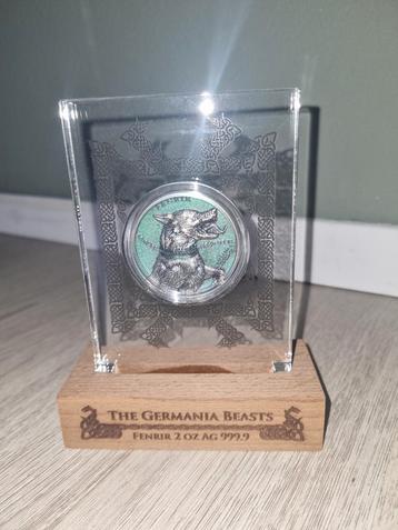 Fenrir 2 oz zilver glow in the dark beschikbaar voor biedingen