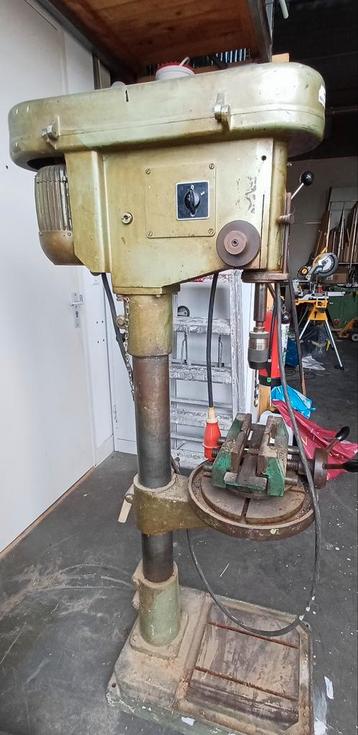 Kolomboormachine VSF beschikbaar voor biedingen