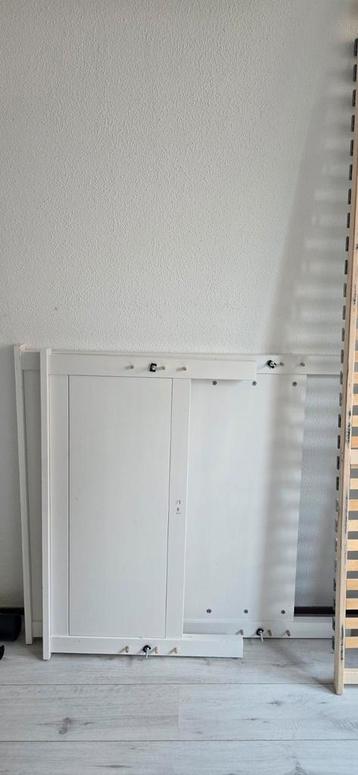 GRATIS ophalen 1 wit 1 persoons bed slaapkamer logeer  zgn beschikbaar voor biedingen