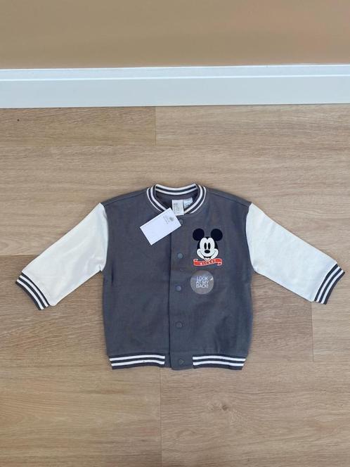 *NIEUW!* Vestje van H&M met Mickey Mouse print, maat 80, Kinderen en Baby's, Babykleding | Maat 80, Nieuw, Jongetje of Meisje