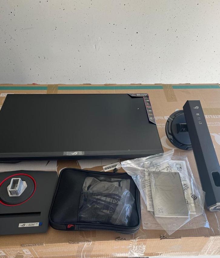 Gaming monitor ASUS ROG STRIX XG27AC5, Computers en Software, Monitoren, Zo goed als nieuw, 151 t/m 200 Hz, USB-C, Gaming, Draaibaar