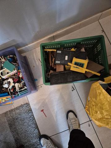 Heel veel oude playmobiel beschikbaar voor biedingen