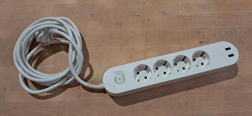 14 stekkerdozen met USB en schakelaar, Doe-het-zelf en Verbouw, Elektra en Kabels, Zo goed als nieuw, Schakelaar, Ophalen of Verzenden
