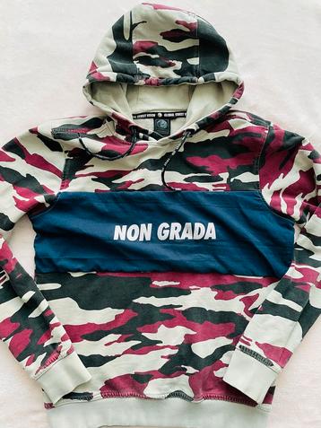 Non Grada Hoodie Maat XS | 164-170 100% Katoen beschikbaar voor biedingen