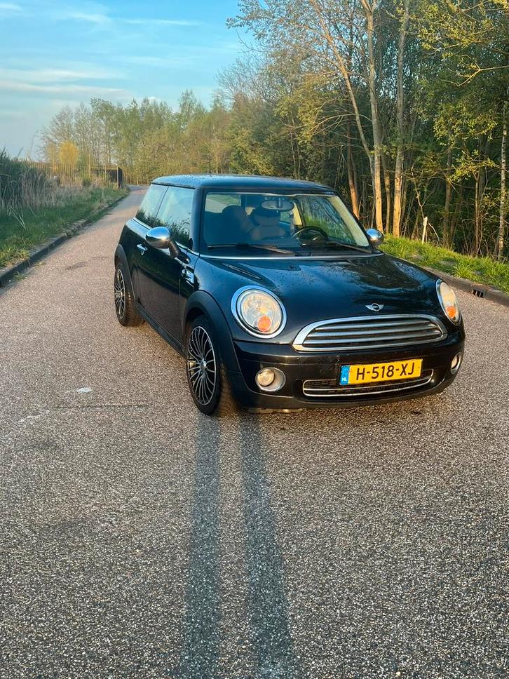 Mini 1.4 16V ONE 2007 Zwart | APK tot 26-6-2026, Auto's, Mini, Particulier, Benzine, C, Hatchback, Handgeschakeld, Geïmporteerd