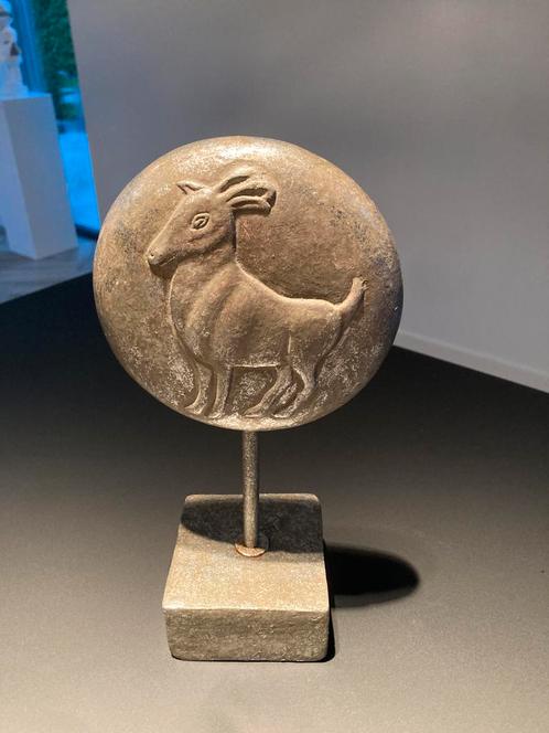 Sculptuur steenbok, Antiek en Kunst, Kunst | Designobjecten, Ophalen of Verzenden