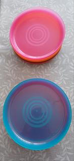 Kleurrijke Plastic Borden 23 stuks, Huis en Inrichting, Keuken | Servies, Ophalen, Overige materialen, Gebruikt, Bord(en)