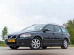 Volvo V50 2.0 D 2009 donkergroen/grijs | APK tot 18-1-26, Auto's, Volvo, Stoelverwarming, 136 pk, 4 cilinders, 700 kg