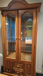 Gratis vitrinekast, Huis en Inrichting, Kasten | Vitrinekasten, Ophalen, 50 tot 100 cm, Zo goed als nieuw, 150 tot 200 cm