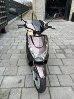 - Only 3600km -  Peugeot Kisbee – Excellent Condition, Fietsen en Brommers, Scooters | Peugeot, Overige modellen, Maximaal 45 km/u