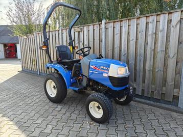Iseki TM3187 stuurbekrachtiging 4x4 25 uur mini tractor beschikbaar voor biedingen