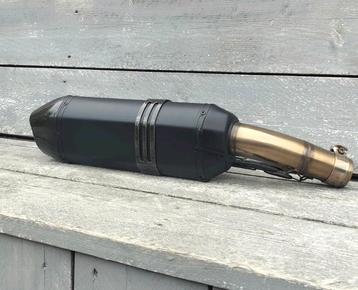 Laser Hotcam DS2 carbon uitlaat (universeel, 51 t/m 53mm) beschikbaar voor biedingen
