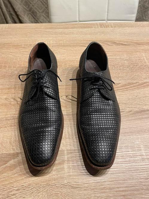 Mooie nette zwarte bewerkte leren schoen floris van bommel42, Kleding | Heren, Schoenen, Zo goed als nieuw, Veterschoenen, Zwart