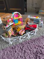 Barbie Traktor en boerderij winkel, Ophalen of Verzenden, Zo goed als nieuw, Barbie