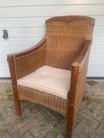 Rieten stoel met hardhouten frame, Huis en Inrichting, Fauteuils, Ophalen, Gebruikt, Minder dan 75 cm, 50 tot 75 cm