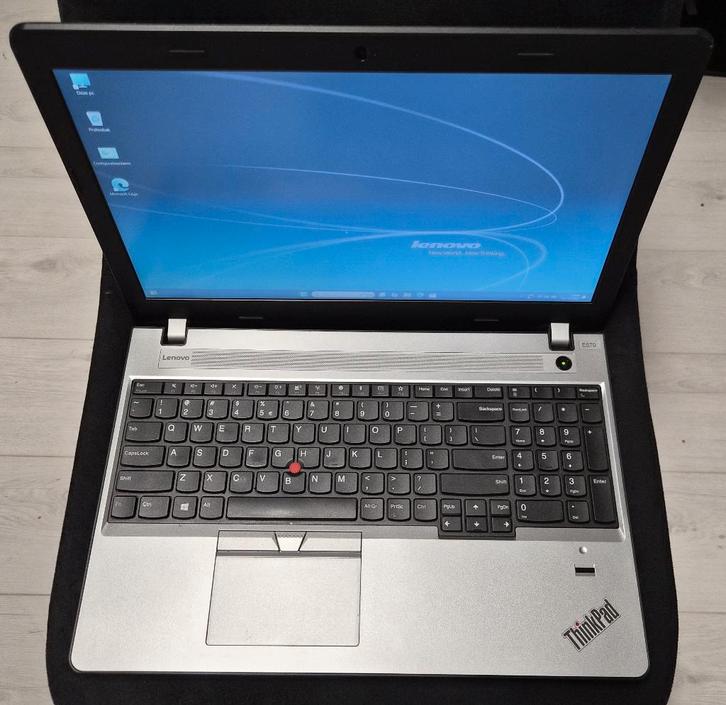 Lenovo ThinkPad E570 Core i3-7100U 2.4GHz 180GB SSD 8GB DDR4, Computers en Software, Laptop-opladers, Gebruikt, Ophalen of Verzenden