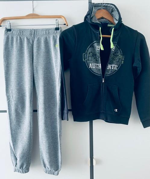 Champion Traininspak Maat 126-131 | 7/8 Jaar Donkerblauw, Kinderen en Baby's, Kinderkleding | Maat 128, Zo goed als nieuw, Jongen of Meisje