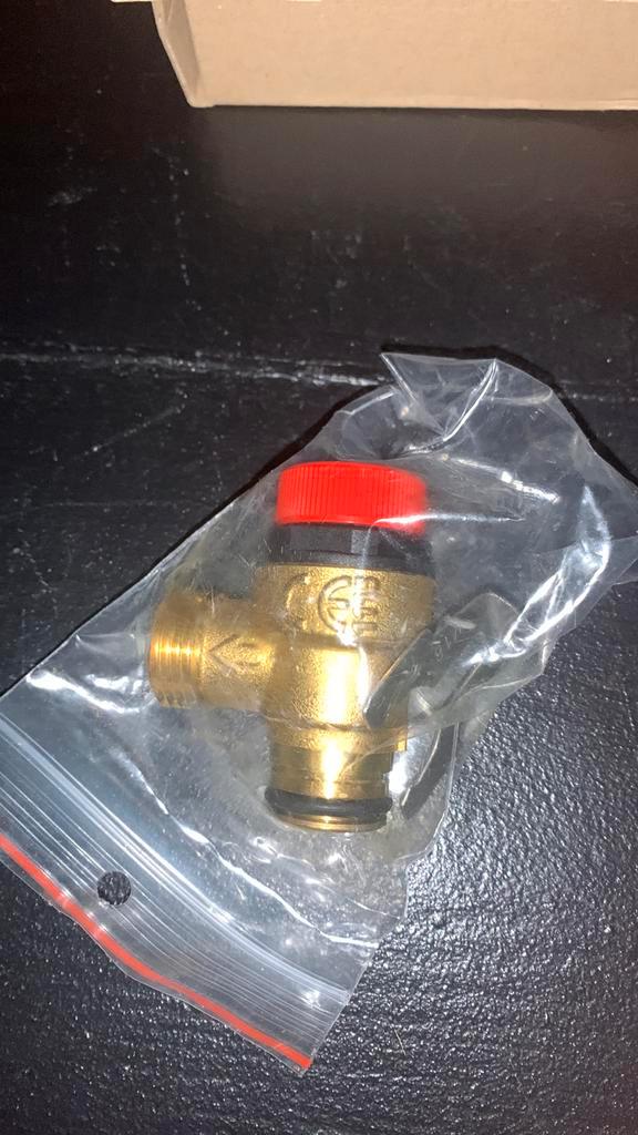 Ontluchters DIV /Overstort ventielen CV /luchtdruk schakel, Doe-het-zelf en Verbouw, Verwarming en Radiatoren, Nieuw, Ophalen of Verzenden