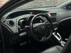 Honda Civic 1.8 Executive Automaat Trekhaak Xenon Camera Nav, Auto's, Honda, Gebruikt, Euro 6, 4 cilinders, Zwart