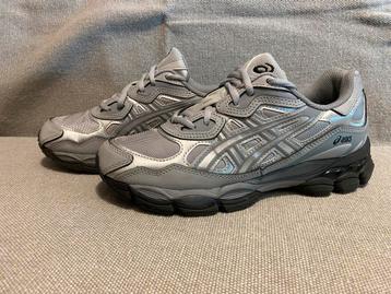 Nieuwe Asics Gel NYC grey silver in maat 39,5 beschikbaar voor biedingen