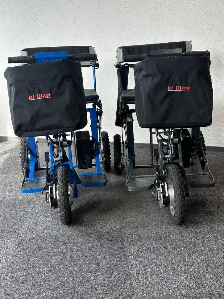 Di Blasi opklapbare scootmobiel, Diversen, Brommobielen en Scootmobielen, Zo goed als nieuw, Overige merken, 16 t/m 25 km, 10 km/u of minder