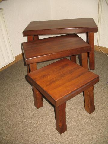 3 Delig Houten Mimi Set Nesting Table Brutalisme Vintage beschikbaar voor biedingen