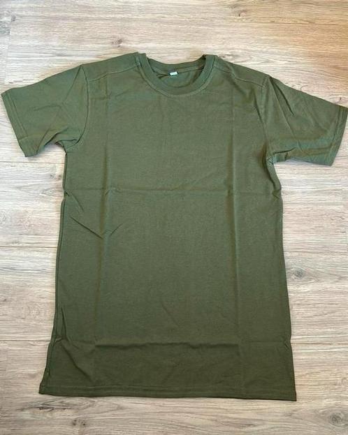 T-shirt legergroen - Maat 48 (M), Kleding | Heren, T-shirts, Zo goed als nieuw, Maat 48/50 (M), Groen, Ophalen of Verzenden