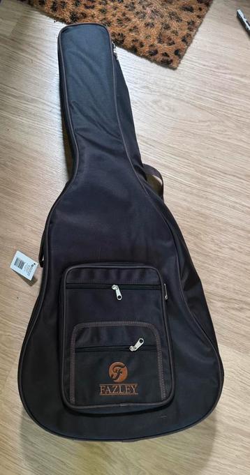 Nieuwe gitaarhoes ! beschikbaar voor biedingen