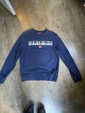 Napapijri sweater M beschikbaar voor biedingen