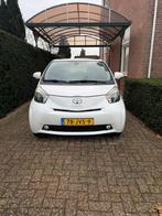 VAN 1e EIGENAAR Toyota IQ 1.0 2009 Wit parelmoer, Auto's, Toyota, Stof, Zwart, 4 cilinders, 4 stoelen
