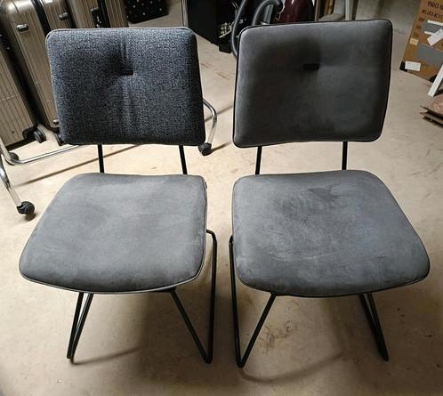 6 grijze eetkamerstoelen van XOOON, Huis en Inrichting, Stoelen, Zo goed als nieuw, Vijf, Zes of meer stoelen, Metaal, Stof, Grijs