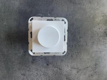 JUNG TASTDIMMER 1225 SDE beschikbaar voor biedingen