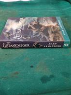 boek het luipaardspoor adam armstrong, Boeken, Ophalen of Verzenden