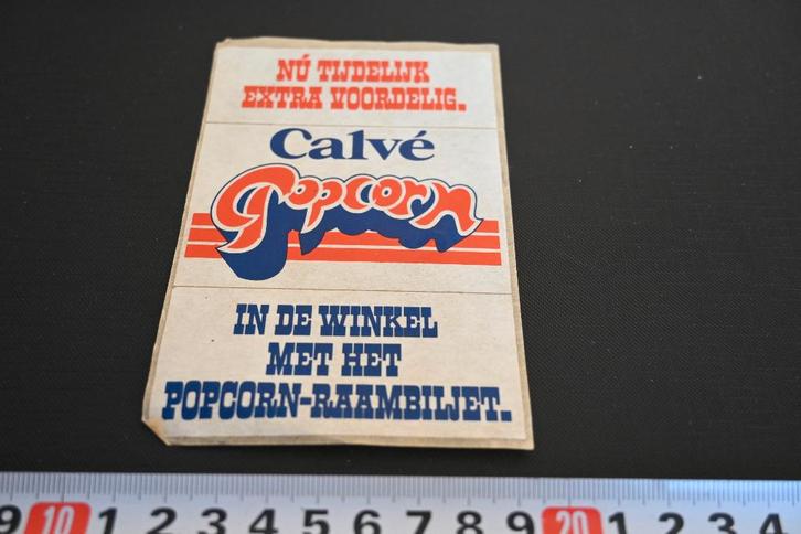 sticker calvé popcorn in winkel met het popcorn-raambiljet, Verzamelen, Stickers, Zo goed als nieuw, Ophalen