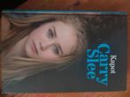Boek kapot carry slee, Ophalen of Verzenden, Zo goed als nieuw, Carry Slee