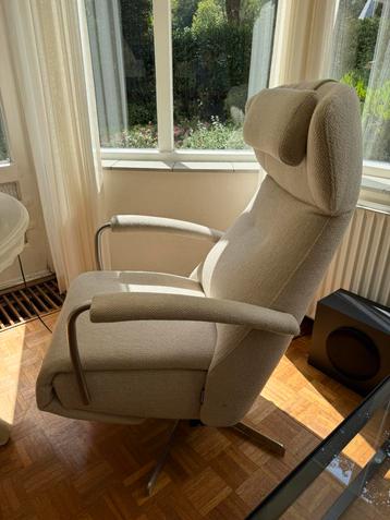 Prominent verstelbare stoel “beige” beschikbaar voor biedingen