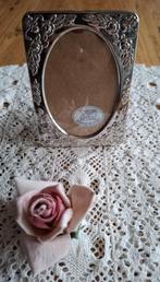 Deens vintage verzilverd fotolijstje met roosjes , ML Rammen, Antiek en Kunst, Curiosa en Brocante, Ophalen of Verzenden
