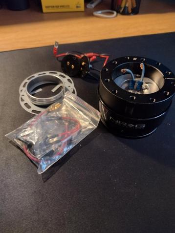 NRG 2.0 quick release/snap off beschikbaar voor biedingen