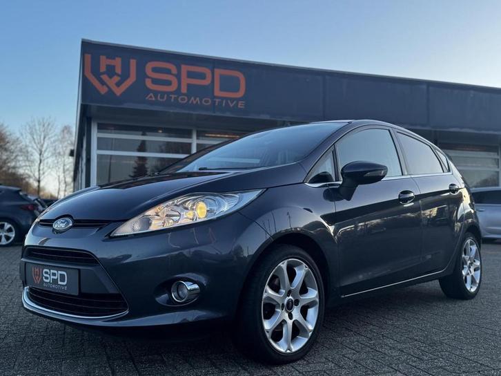 Ford Fiesta 1.6Titanium|cruise|5-deurs|Isofix|bluetooth|trek, Auto's, Ford, Bedrijf, Te koop, Fiësta, ABS, Airbags, Airconditioning