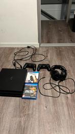 Ps4 pro, Spelcomputers en Games, Spelcomputers | Sony PlayStation 4, Met games, Met 2 controllers, Ophalen of Verzenden, Zo goed als nieuw